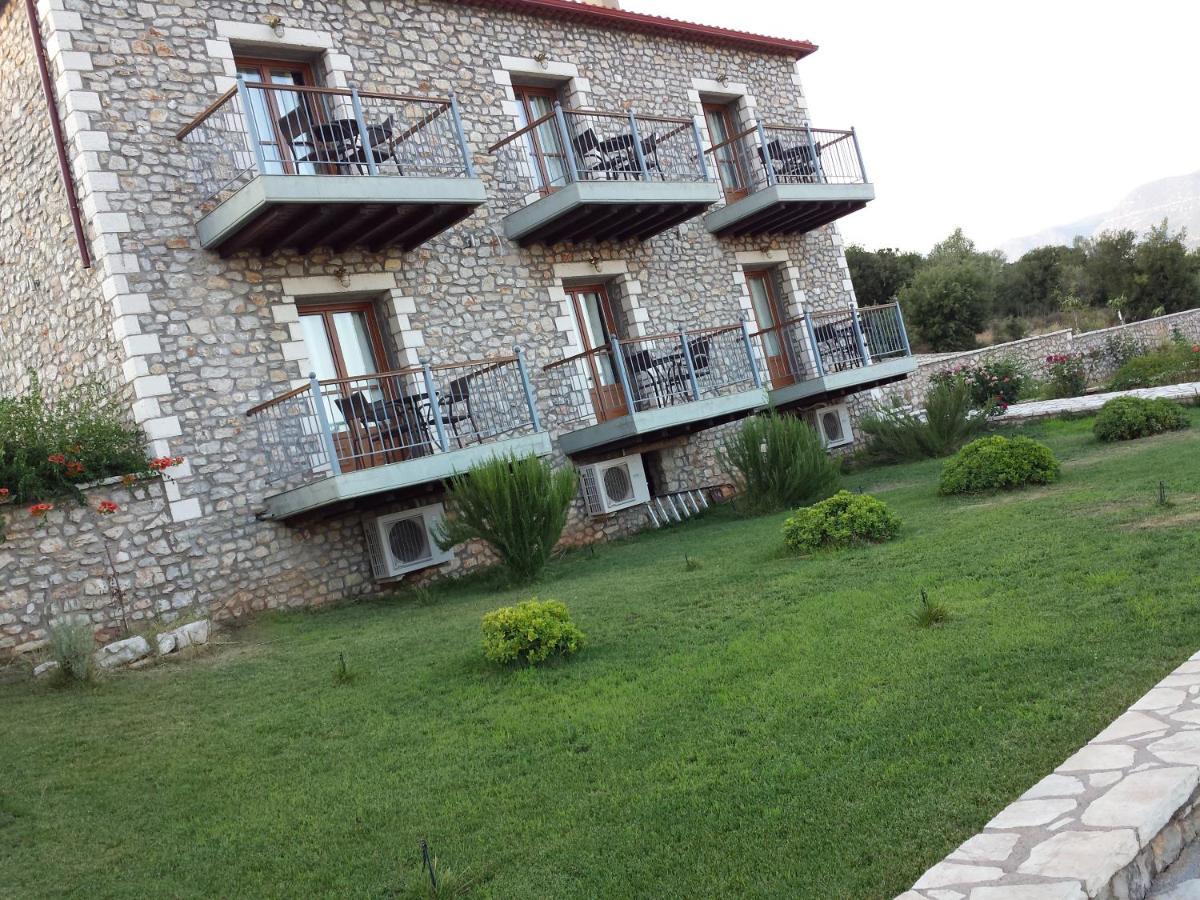 Hotel Pelasgos Karítaina Esterno foto