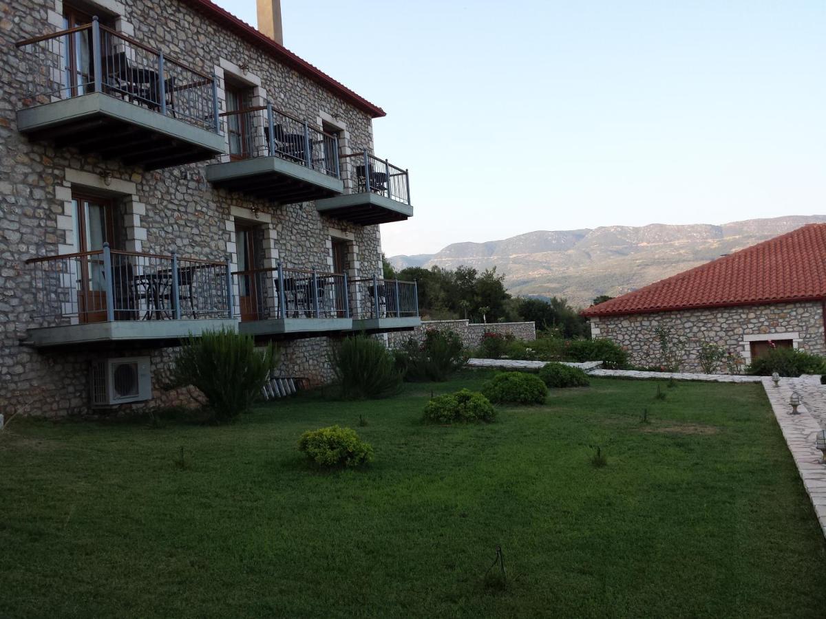 Hotel Pelasgos Karítaina Esterno foto