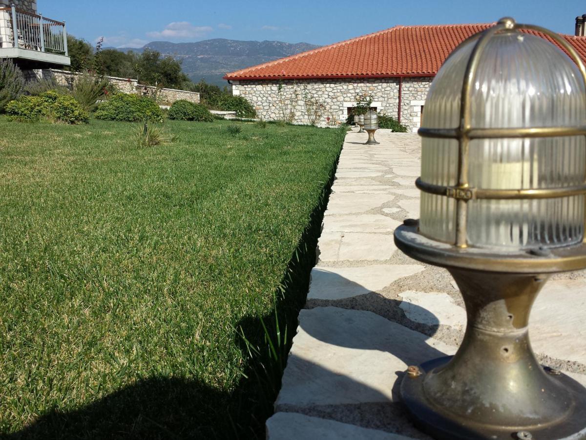 Hotel Pelasgos Karítaina Esterno foto