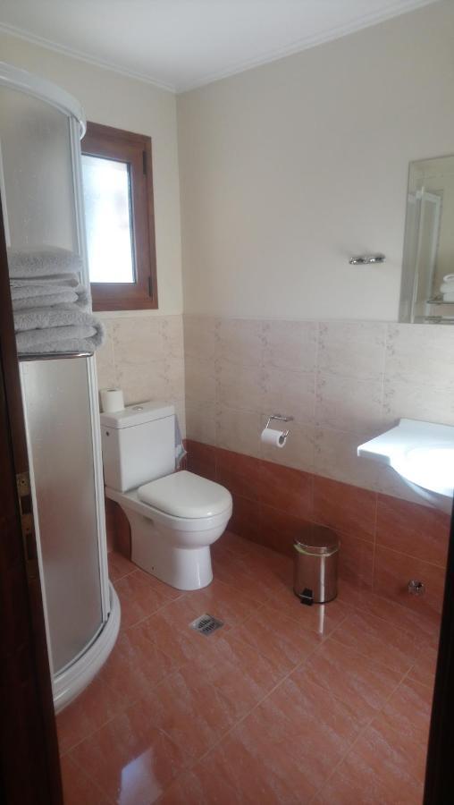 Hotel Pelasgos Karítaina Esterno foto
